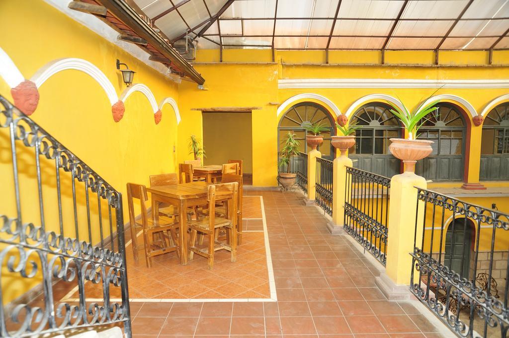 Hostal La Casona Potosí Exterior photo