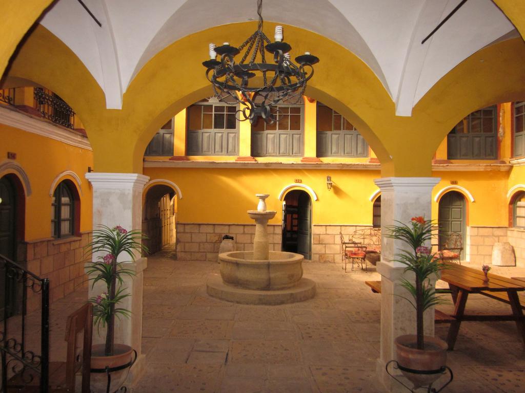 Hostal La Casona Potosí Exterior photo